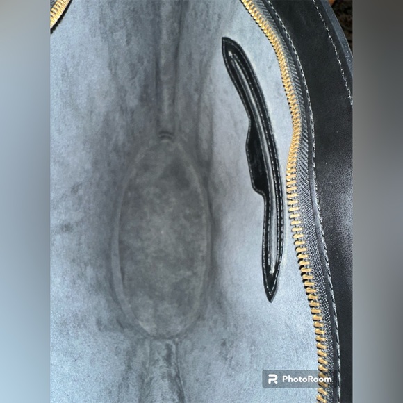 Louis Vuitton black Saint Jacques Epi leather bag! PERFECT condition!!! - Picture 4 of 9